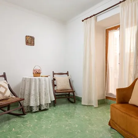 Holiday home Townhouse Bregat *